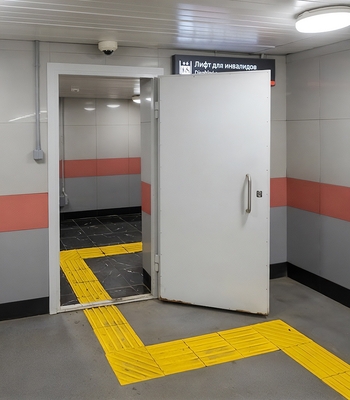 Дверь для метрополитена